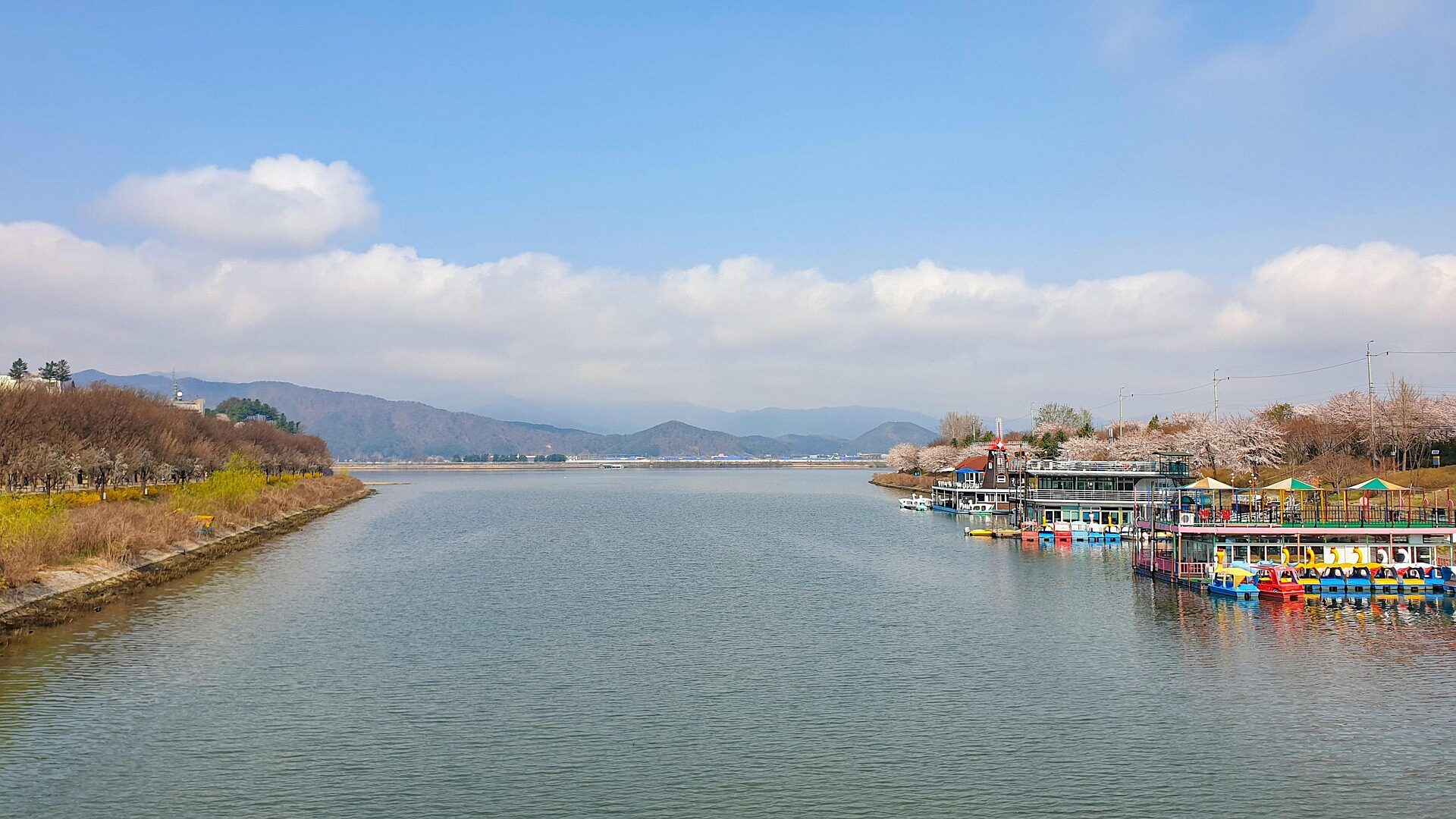 チュンチョンの景色の画像